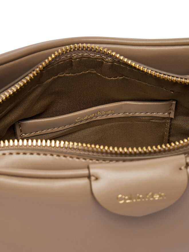 Calvin Klein Handtasche Calvin Klein Emblem Trio Top Handle Camera Ba LV04F3370G Beige
