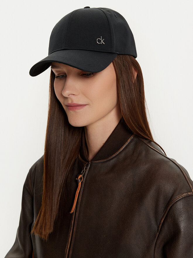 Calvin Klein Czapka z daszkiem Calvin Klein K60K613102 Czarny
