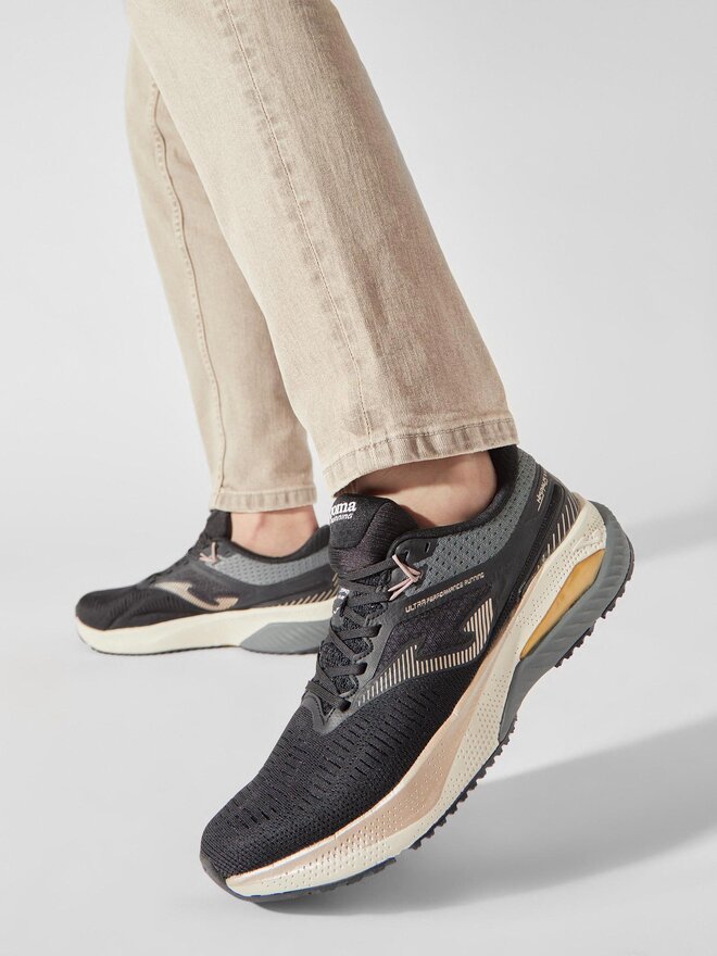 Взуття для бігу Joma R.Hispalis 2341 RHISPS2341 Чорний | evzuttya