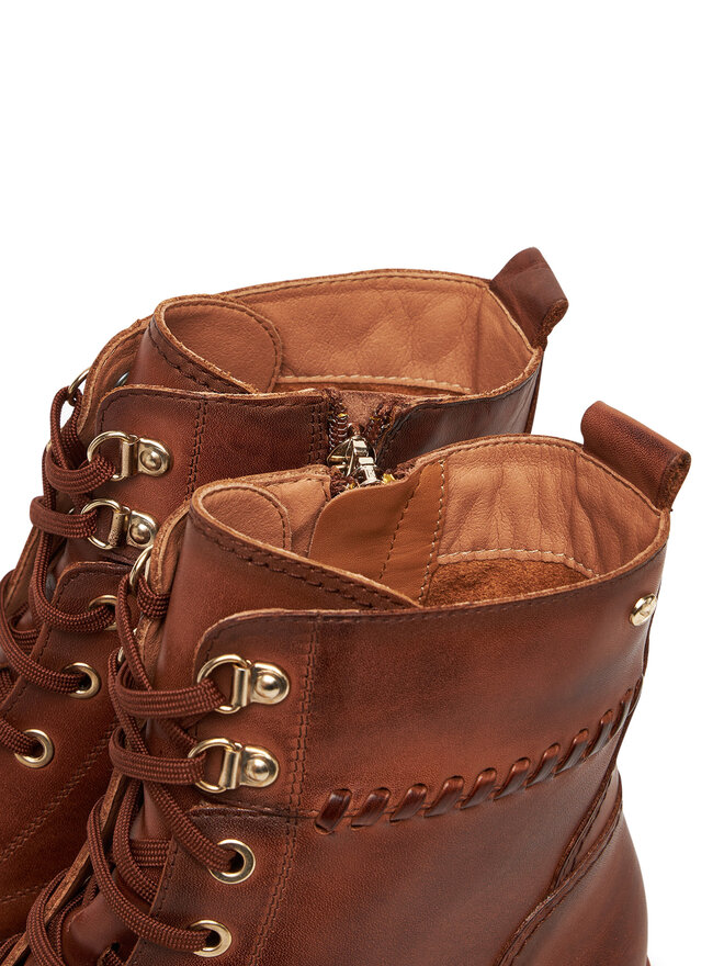 Pikolinos Stiefeletten Pikolinos W0D-8672 Braun