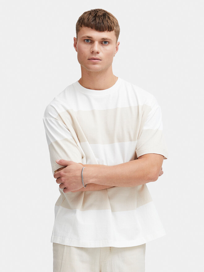 Solid Solid Camiseta Ijam 21108144 Beis Regular Fit