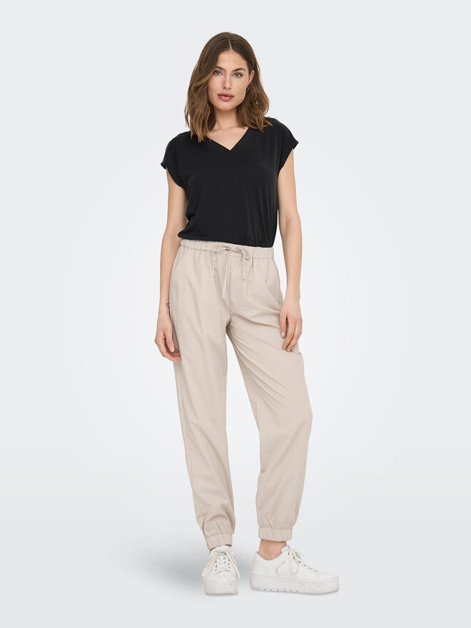 ONLY ONLY Marškinėliai Free 15287041 Juoda Regular Fit