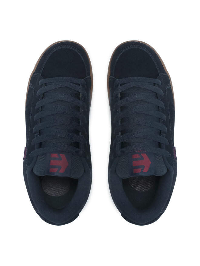 Etnies kingpin navy top