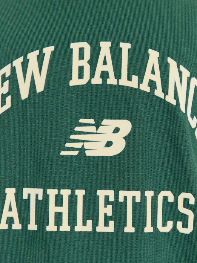 New Balance New Balance T-Shirt Athletics Varsity Graphic T-Shirt MT33551 Grün Regular Fit
