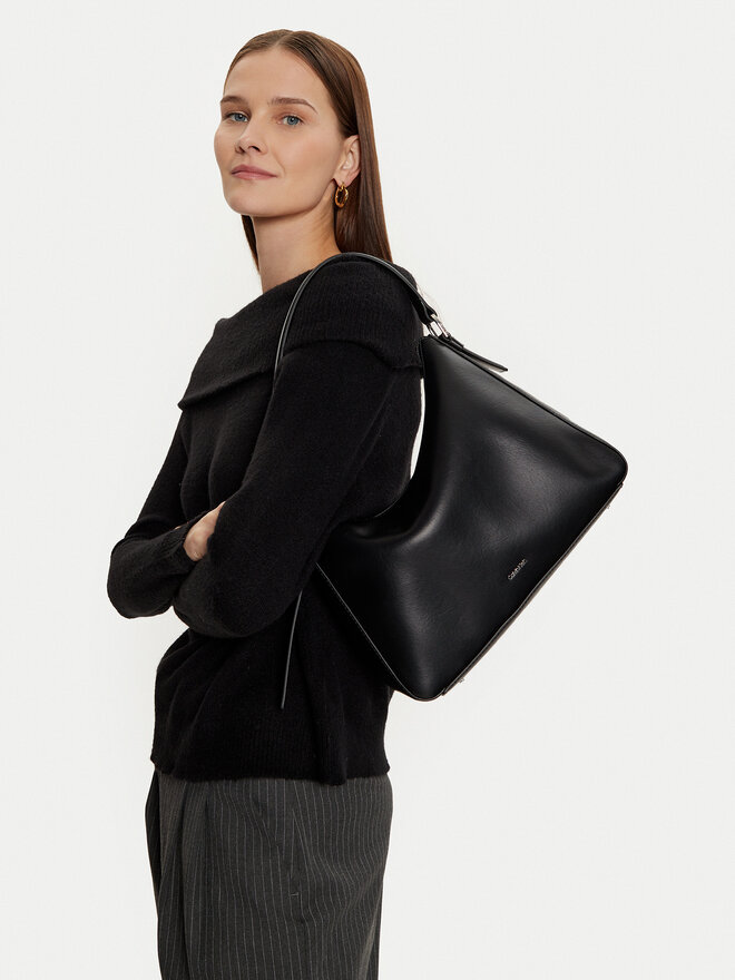 Calvin Klein Сумка Calvin Klein Ck Sense Medium Shoulder Bag K60K612770 Чорний