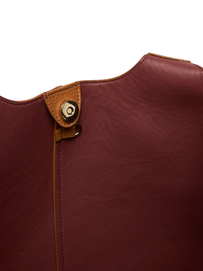 Coccinelle Torebka Coccinelle E1 SHA 11 01 01 Brązowy