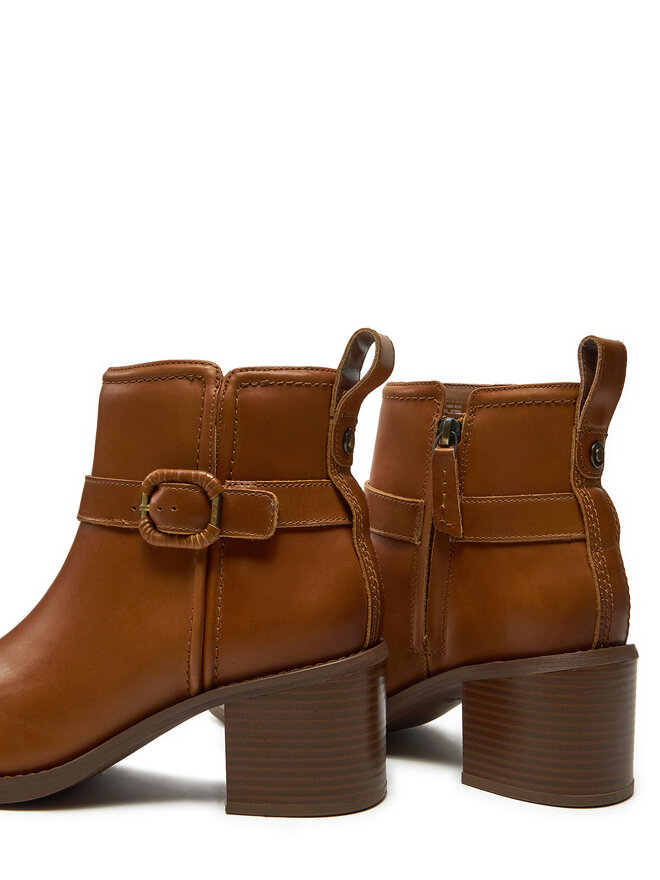 Clarks Škornji Clarks Chamberly Trim 26178834 Rjava