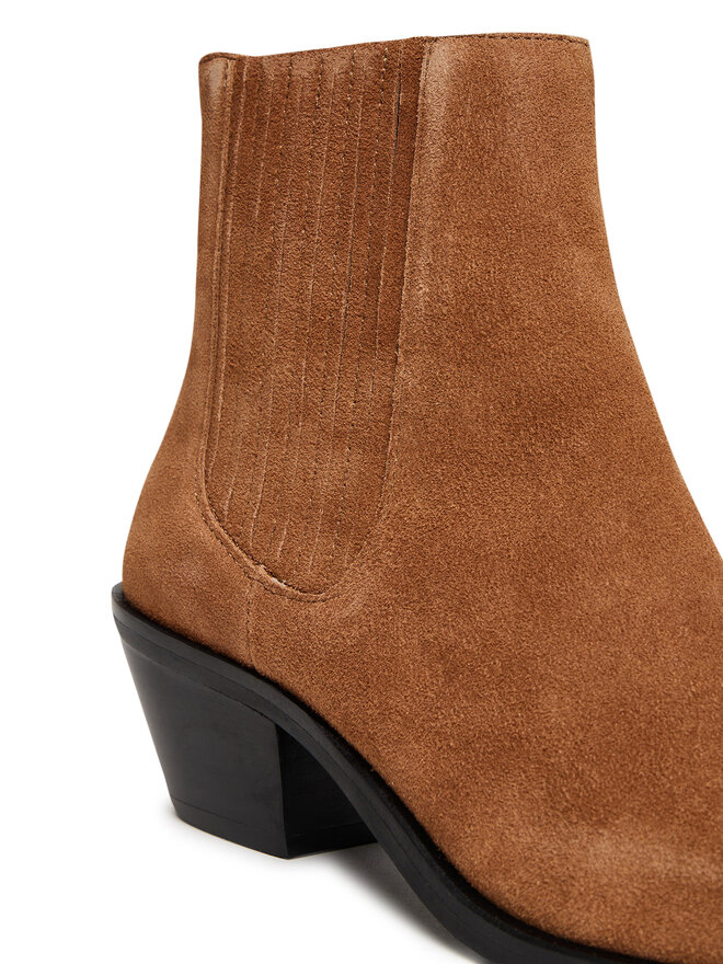 BOSS Stiefeletten BOSS Niara 50548781 Braun