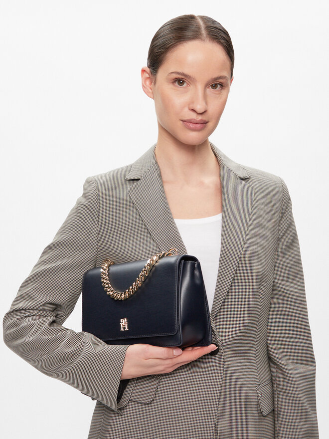 Tommy Hilfiger Kabelka Tommy Hilfiger Th Refined Med Crossover AW0AW15725 Tmavomodrá