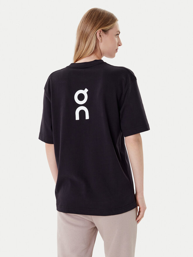 On On Camiseta Club-T 1WE1006 Negro Relaxed Fit