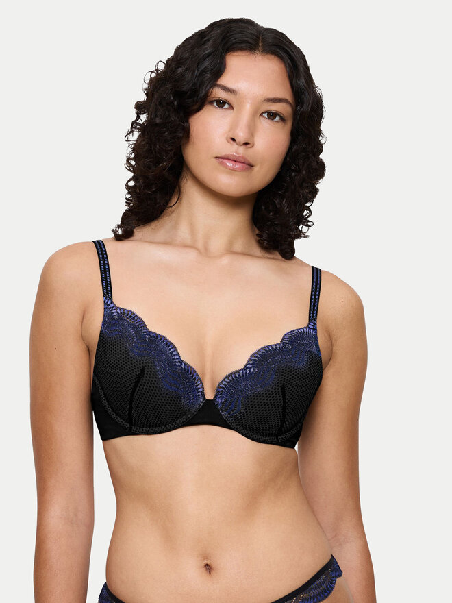 Triumph Triumph Бюстгальтер push-up Comfort Glam 10224965 Чорний