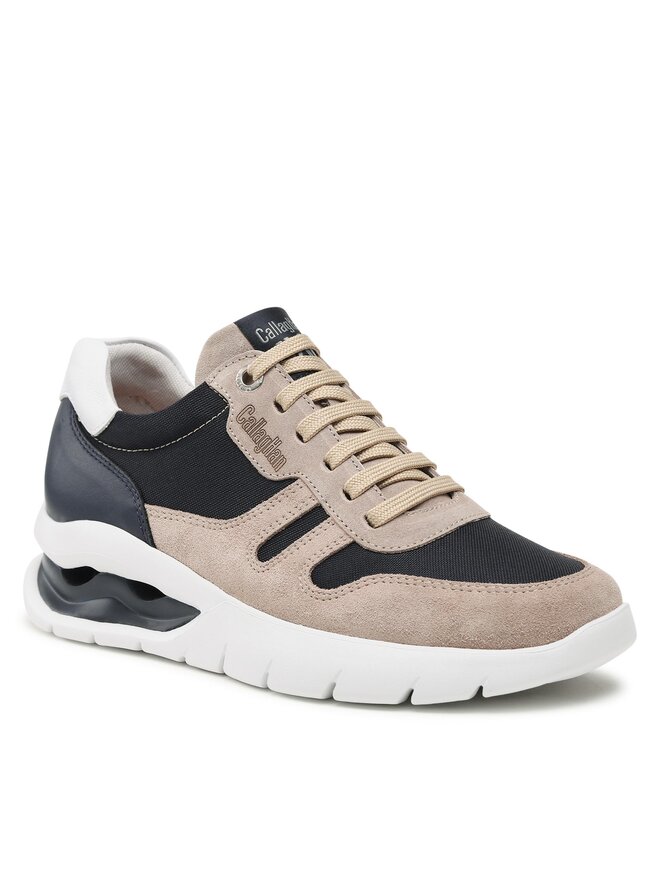 Sneakers luxe sales