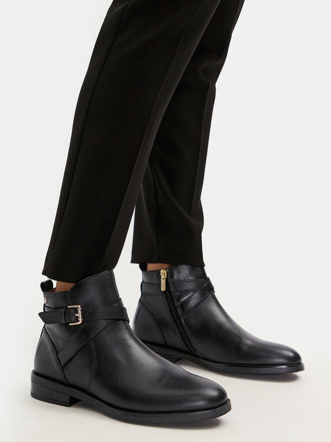 Pikolinos Stiefeletten Pikolinos W3C-8869 Schwarz
