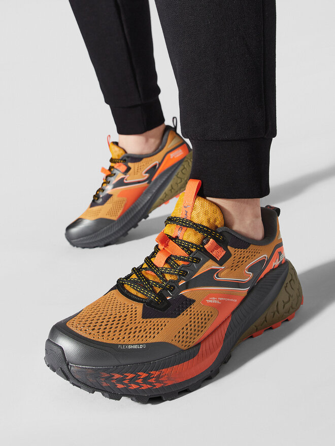 Взуття для бігу Joma Kubor 2326 TKKUBW2326 Коричневий | evzuttya