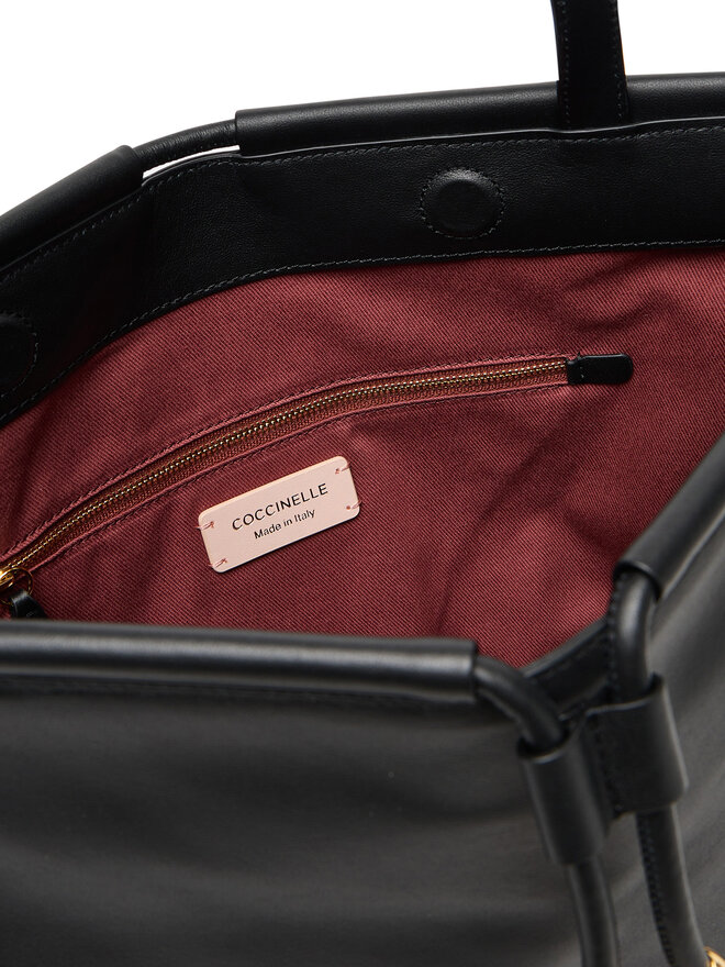 Coccinelle Дамска чанта Coccinelle Bag Smoth L E1 T1F 11 01 01 Черен
