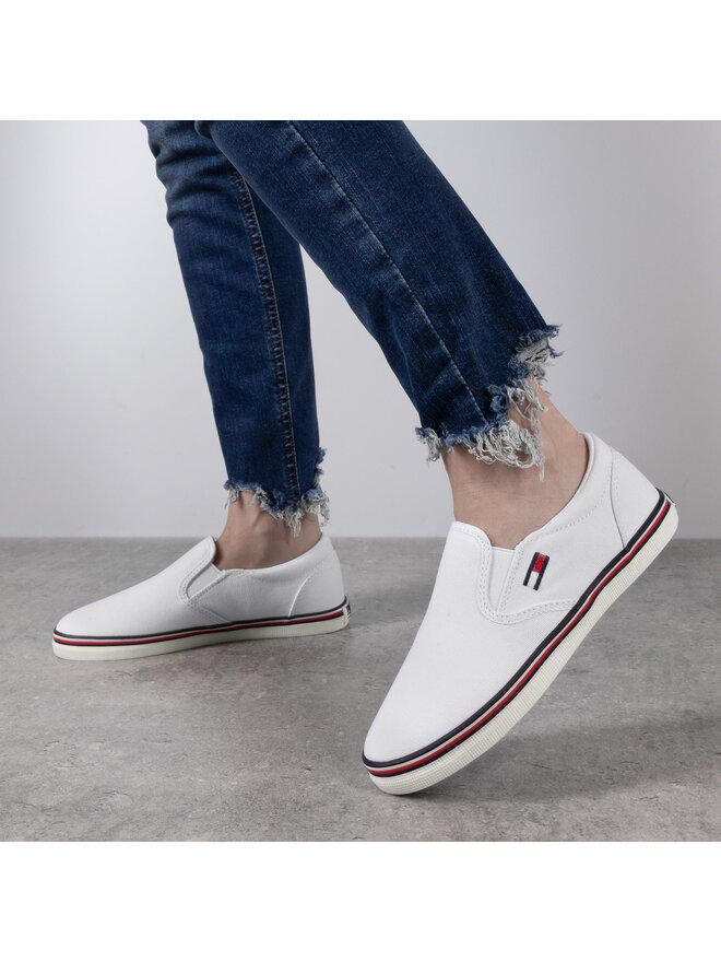 Tommy Jeans Sneakers aus Stoff Tommy Jeans Essential Slip On Sneaker EN0EN00782 Weiß