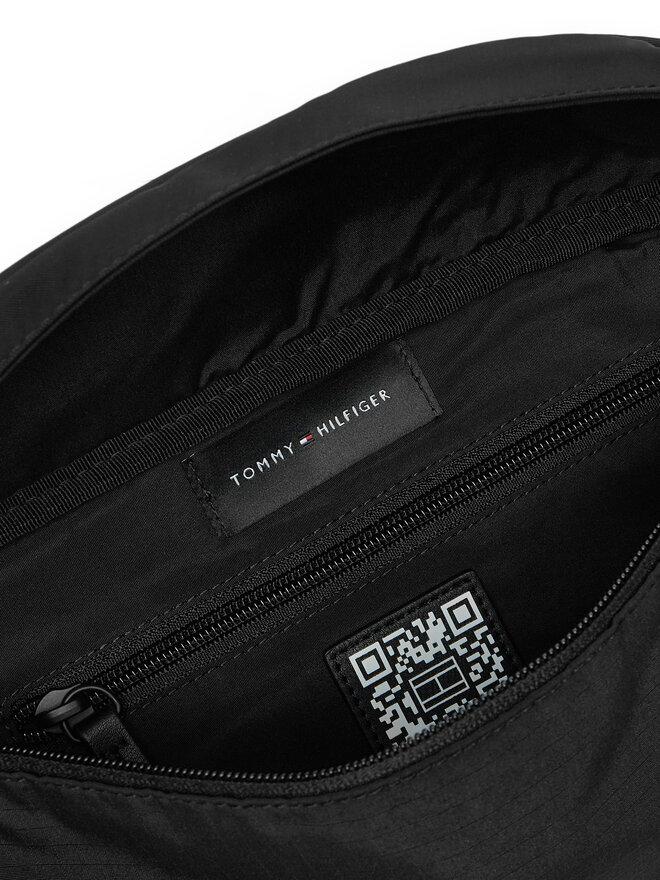 Tommy Hilfiger Övtáska Tommy Hilfiger AM0AM13299 Fekete