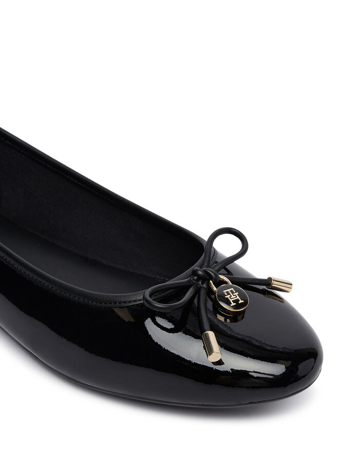Tommy Hilfiger Ballerinas Tommy Hilfiger Th Charm Patent Ballerina FW0FW09481 Schwarz