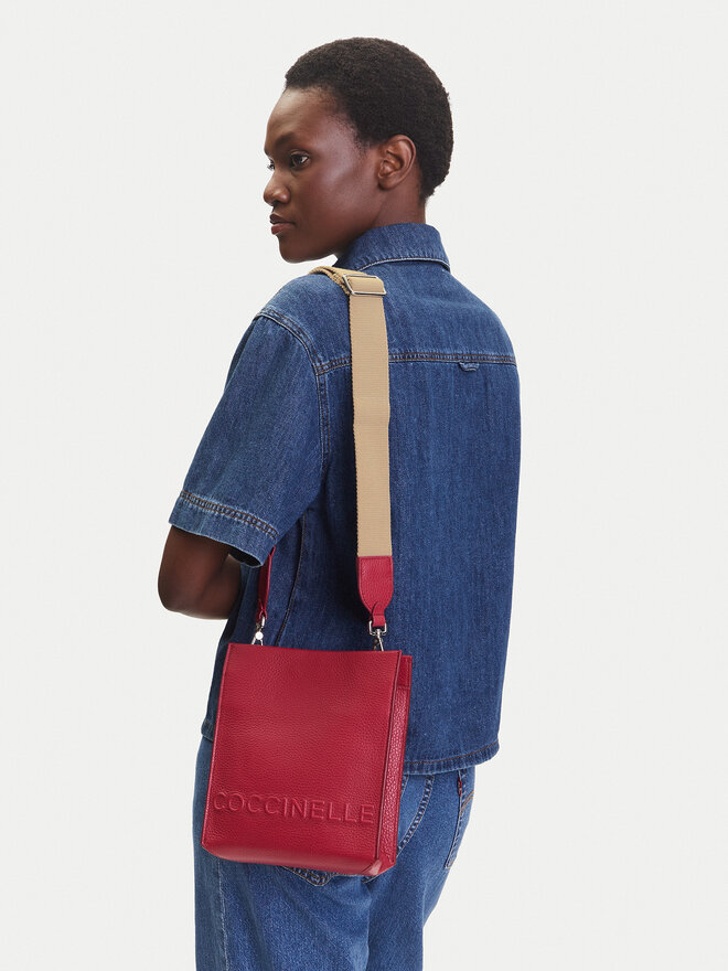 Coccinelle Torbica Coccinelle E1 QBB 15 01 01 Tamnocrvena