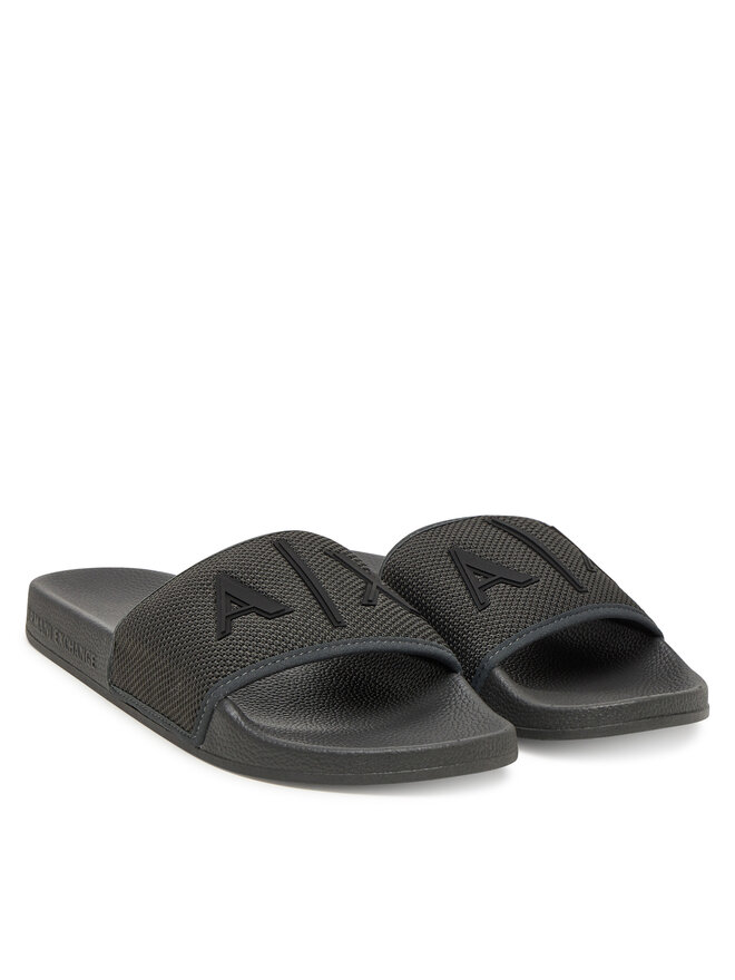 Armani Exchange Natikači Armani Exchange XUP001 XV820 R401 Črna