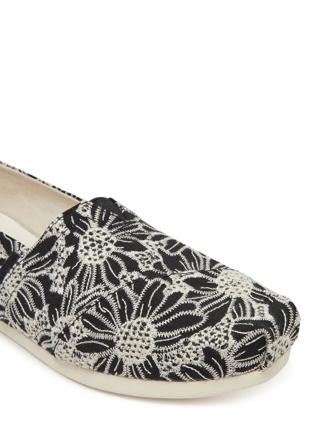 Toms Félcipő Toms Alpargata Classic 10021888 Fekete