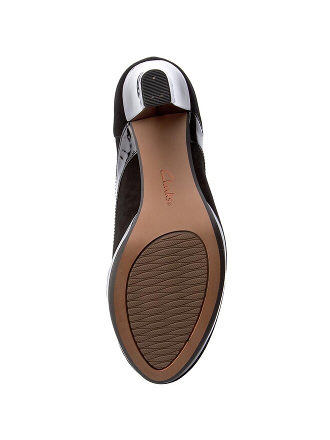 Clarks chorus pitch black 2025