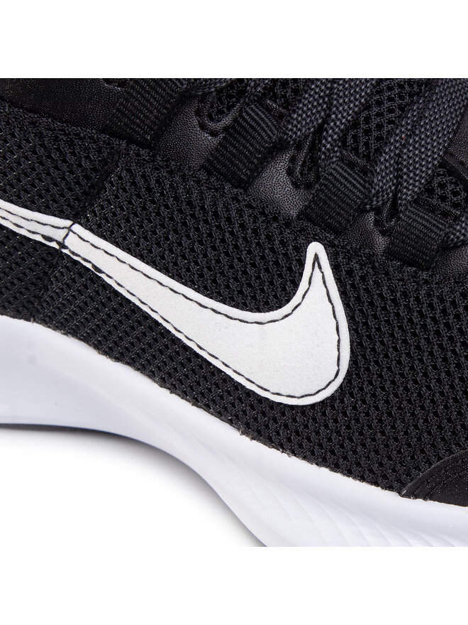 Nike Tekaški čevlji Nike Runallday 2 CD0224 004 Črna