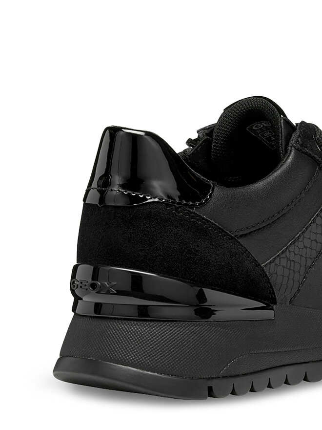 Geox Sneakers Geox D Desya D5600B 08522 C9999 Schwarz