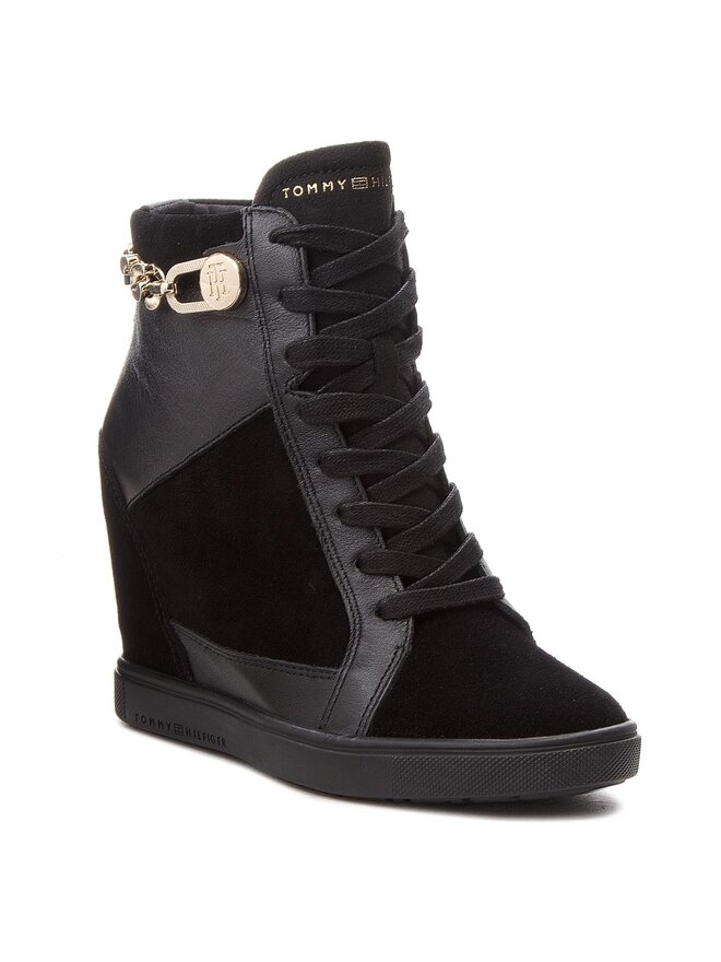 Tommy hilfiger tommy chain dress sneaker cheap