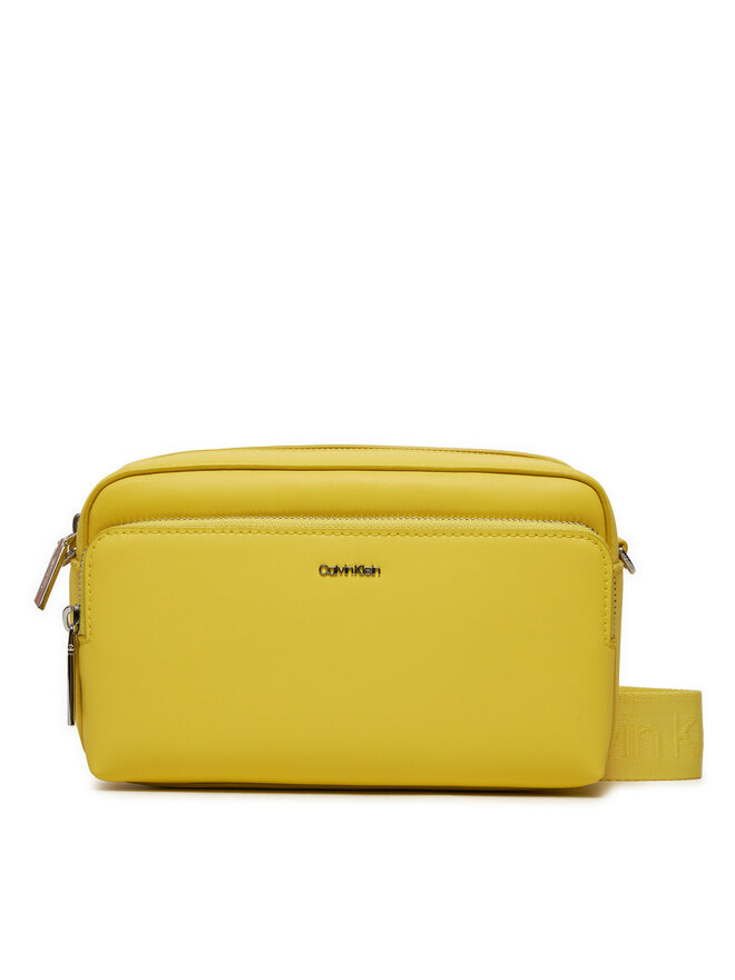 Calvin Klein Ročna torba Calvin Klein Ck Must Camera Bag K60K611927 Rumena