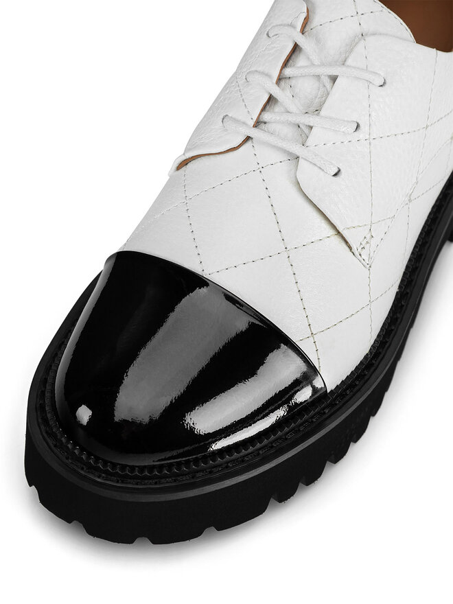 Badura Oxfords Badura JIAO-V1767-23 Λευκό