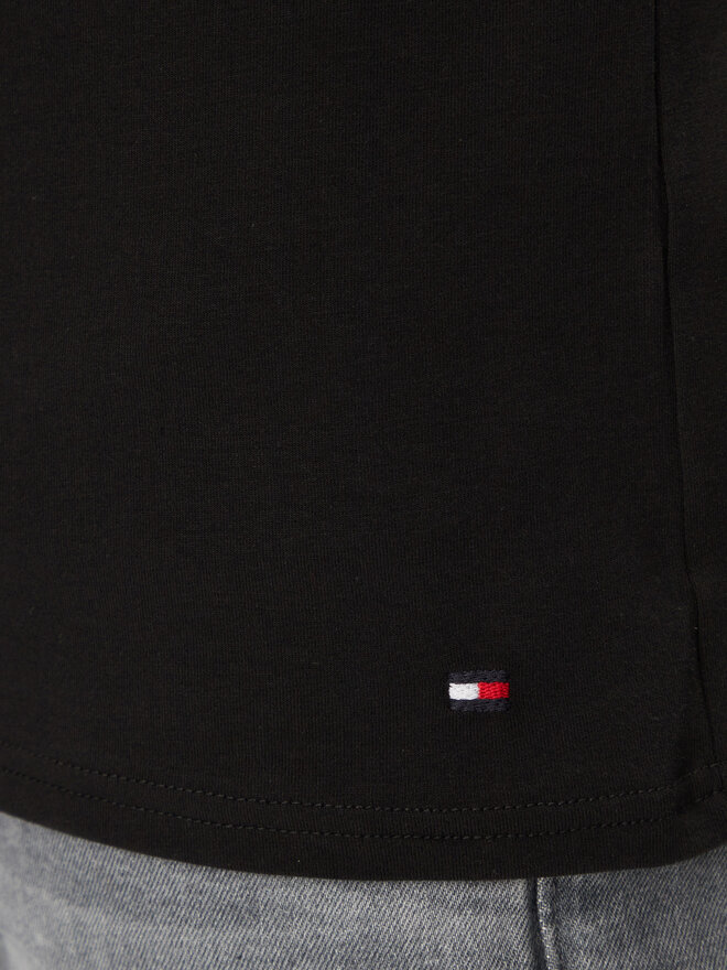 Tommy Hilfiger Tommy Hilfiger Set od 3 majice UM0UM03138 Crna Regular Fit