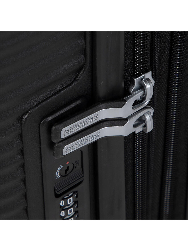 American Tourister Kabinový kufr American Tourister Soundbox 88472-1027-1INU Černá