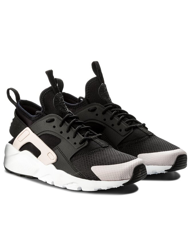 Huarache run ultra noir et blanc on sale