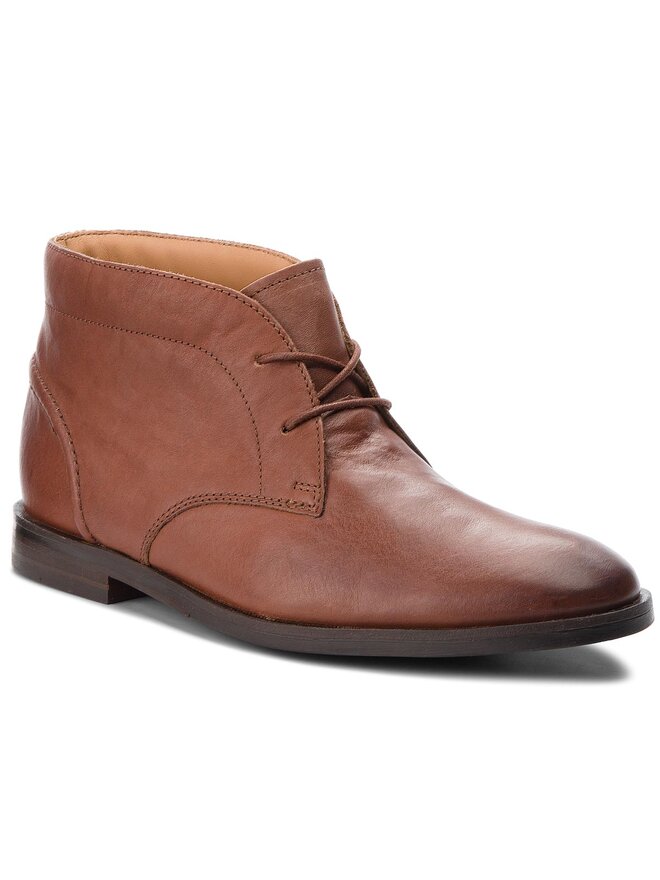 Clarks glide chukka deals
