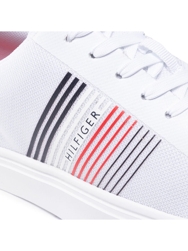 Tommy Hilfiger Sneakers aus Stoff Tommy Hilfiger Lightweight Stripes Knit Sneaker FM0FM02836 Weiß