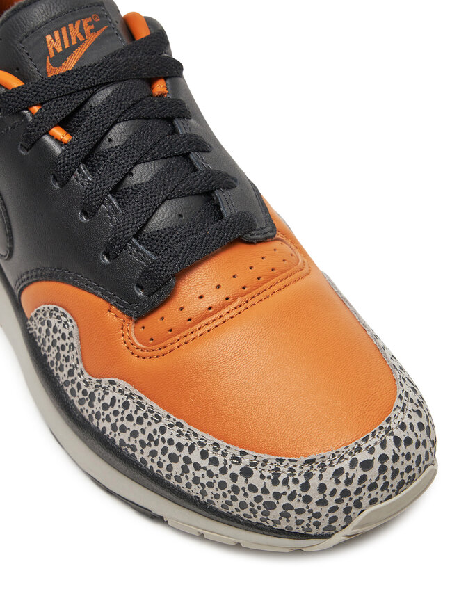 Nike Сникърси Nike Air Safari HM3818 Кафяв