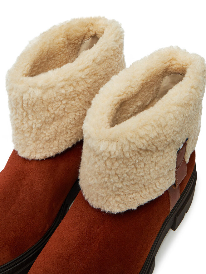 Tommy Hilfiger Polokozačky Tommy Hilfiger Faux Fur Suede Roll-Down Boot FW0FW08158 Hnědá