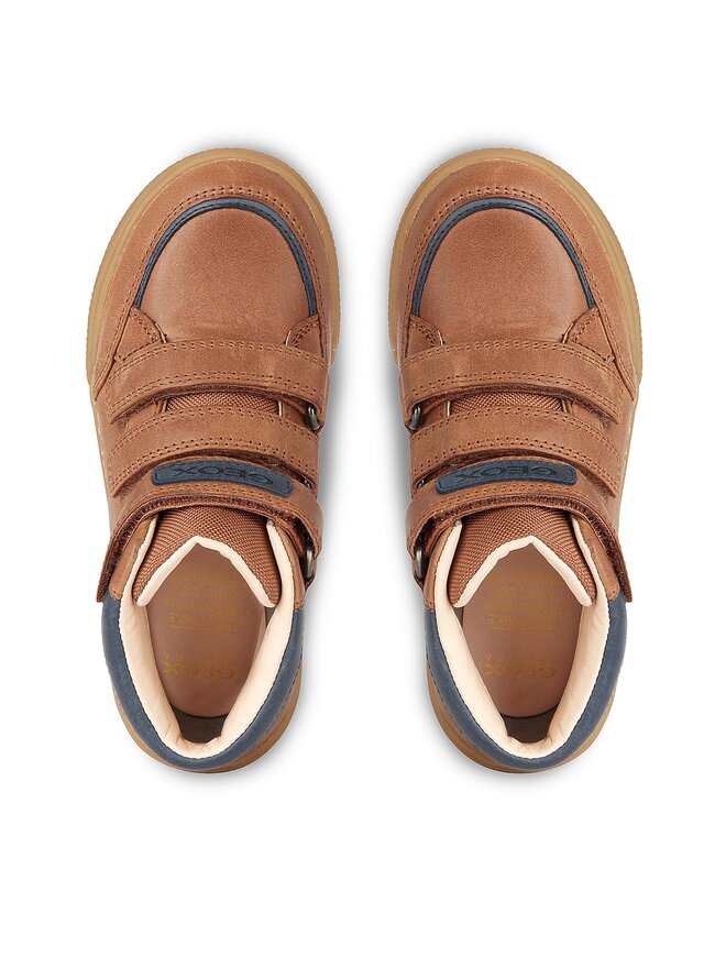 Geox Šnurovacia obuv Geox J Poseido Boy J16BCB 0CLFU C6N4E M Hnedá