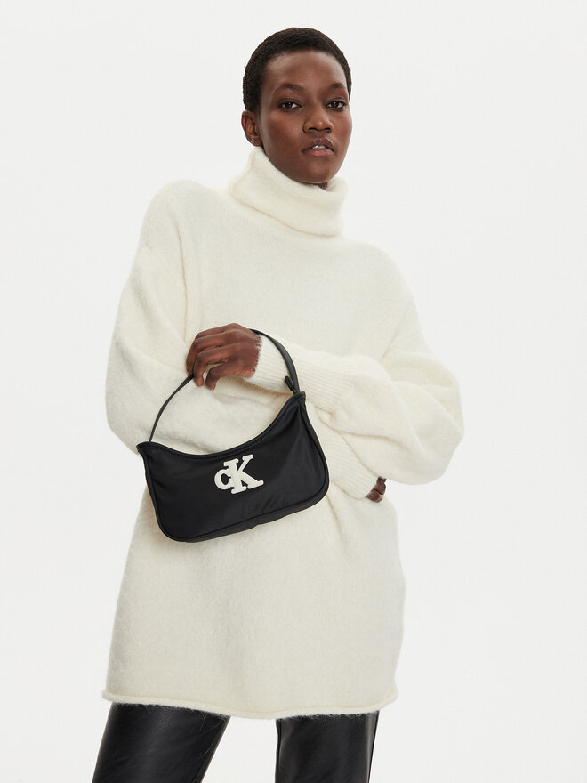 Calvin Klein Jeans Ročna torba Calvin Klein Jeans Teddy Ck IU0IU00684 Črna