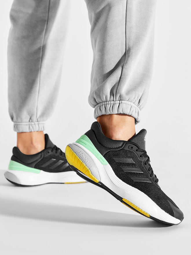 Взуття для бігу adidas Response Super 3.0 J GY4348 Чорний