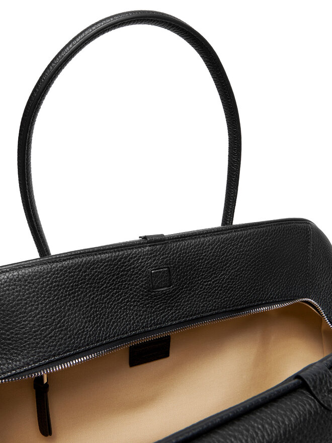 JACQUEMUS Táska JACQUEMUS 25E255BA427-3216 Fekete