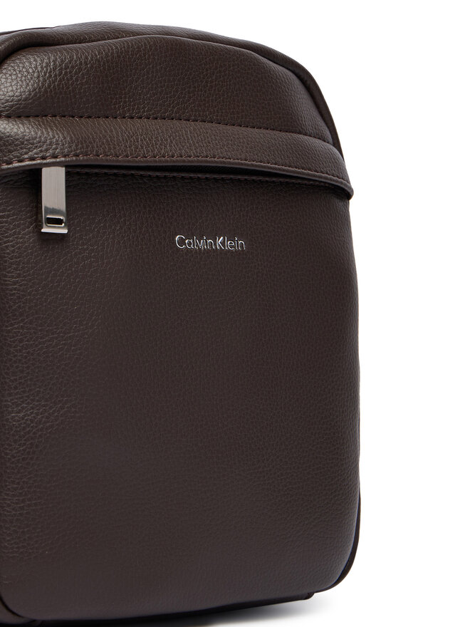 Calvin Klein Umhängetasche Calvin Klein Raised Reporter LV04D3160G Braun