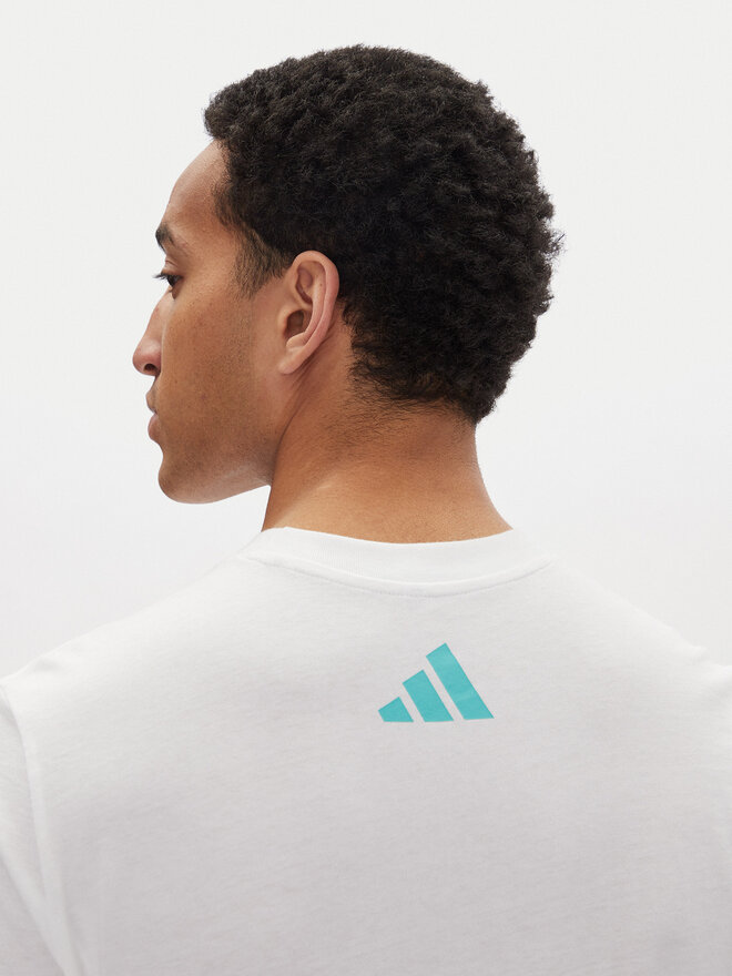 adidas adidas Marškinėliai Mercedes - AMG Petronas Formula One Team DNA Graphic JV5456 Balta Regular Fit