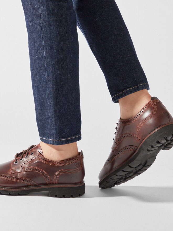 Clarks Półbuty Clarks Batcombe Far 261734397 Brązowy