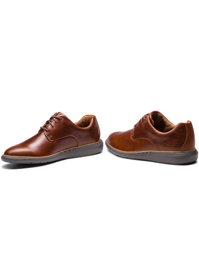 Clarks voyage plain best sale