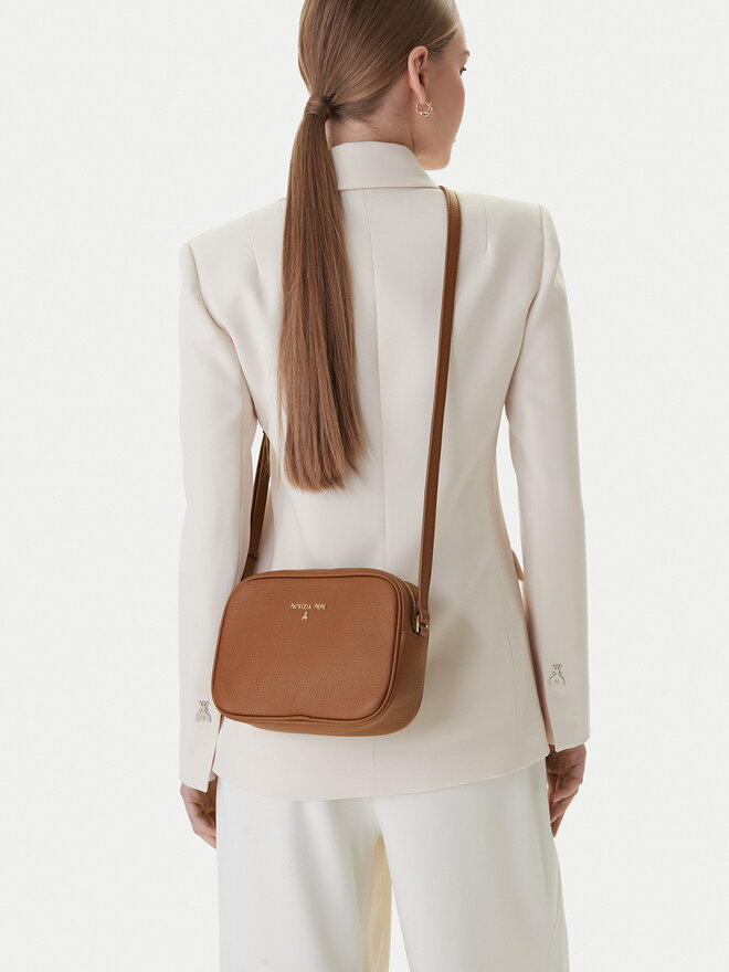 Patrizia Pepe Handtasche Patrizia Pepe CB8985/L001-B111 Braun