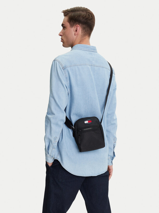 Tommy Jeans Плоска сумка Tommy Jeans Tjm Archive Reporter AM0AM13397 Чорний