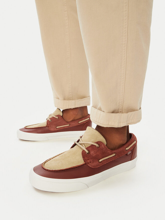 Vans Sneakers aus Stoff Vans 2-Eyelet VN000Z964MG1 Braun