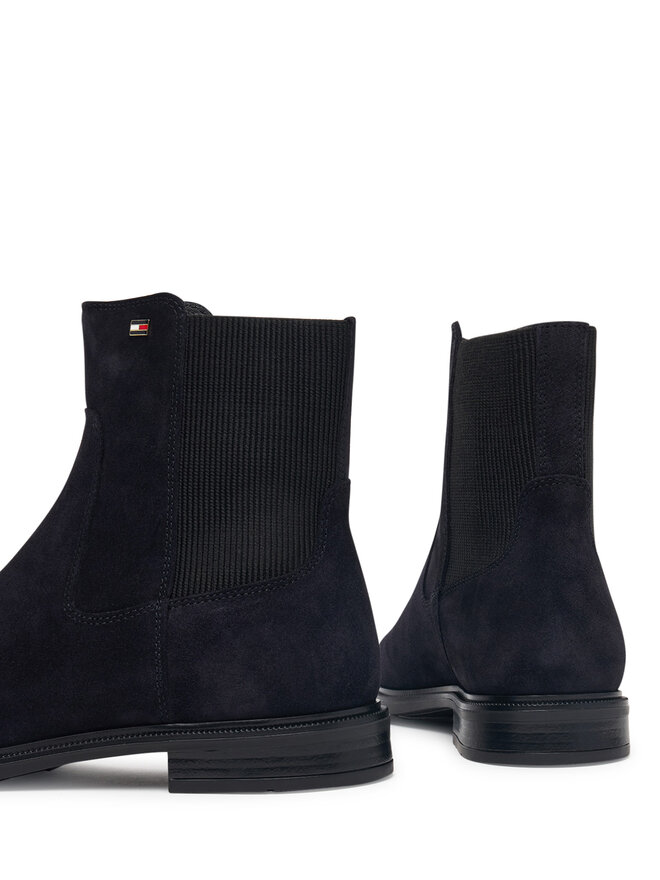 Tommy Hilfiger Klassische Stiefeletten Tommy Hilfiger Enamel Flag Suede Ankle Chelsea FW0FW09575 Dunkelblau